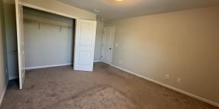 Updated 3 Bedroom Townhome with Harrisburg Schools Gallery 15