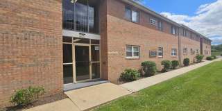 144 HILLCREST DR Gallery 2