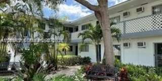 13025 Emerald Dr Gallery 1