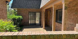 Brick Townhouse Minutes from Midtown Gallery 1