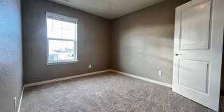 Gorgeous 4 Bed, 2.5 Bath Newer Build in Berthoud! Gallery 27