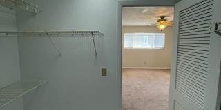 Spacious 3 Bedroom home in Pelican Bay- Golf Course View Gallery 31