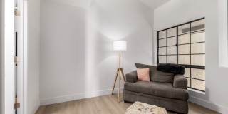 Great 2 bed/2 bath at the Point South Mountain Gallery 27