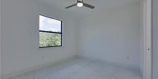 714 W 12th Street Gallery 14