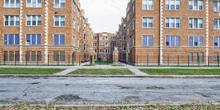 3600 W Franklin Blvd Gallery 45