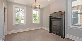 5 bedroom home in the Upper Hill District Gallery 17