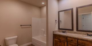 STUNNING 4 Bedroom, 2.5 Bathroom, 2 Car Garage In Fayetteville, AR Gallery 26