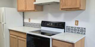 Renton Sunset Heights Condominiums - 2 bedroom 1 bathroom lower floor unit - W/S/G included- Available NOW!! Renton Sunset Heights Condominiums - 2 bedroom 1 bathroom lower floor unit - W/S/G included- Available NOW!! Gallery 16