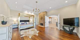 142 Hoover Drive Gallery 25
