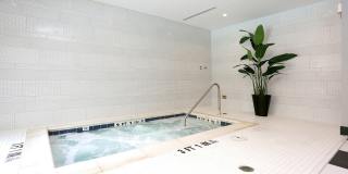 Abberly Onyx Gallery 16