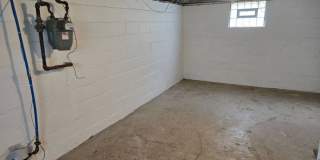 Charming 4-Bedroom Property in Prime Location Gallery 27