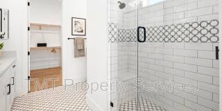 9001 Ventura Street Gallery 67