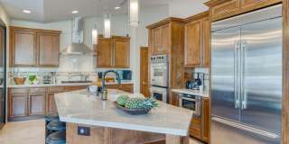 10775 E Sunnyside Dr Gallery 34