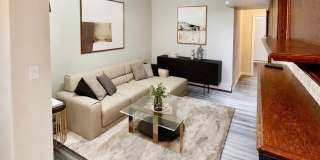 2422 Main St (LO) Gallery 1