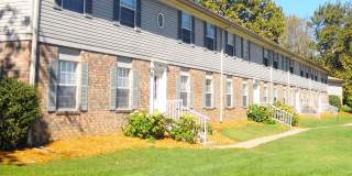 Lakeside at Walnut Hills Gallery 15