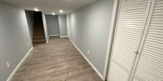 3930 Reno Street Gallery 27