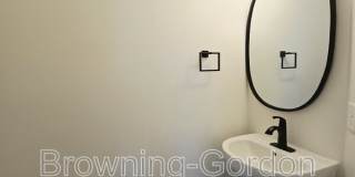 3209 Curtis Street Gallery 9
