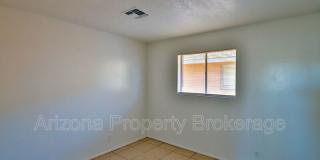 1702 W. Vogel Ave. Gallery 5