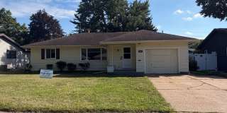 3-Bedroom House  with Garage and tons of storage! Gallery 1