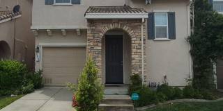 Adorable 3 bedroom 2.5 bath home Gallery 1