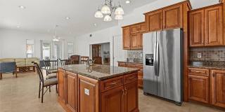 Stunning Waterfront Home - Treasure Island! 3bed| 2bath Gallery 17