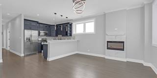 4827 S Saint Lawrence Avenue Gallery 11