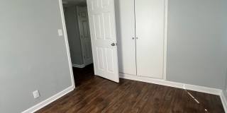 3 bedroom, 1 bath home Gallery 7