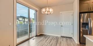 ** NEW PRICE ** Gorgeous 3-Bed Hillsboro Home with a Fenced Yard! Gallery 10