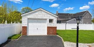 49 Garden Boulevard Gallery 2