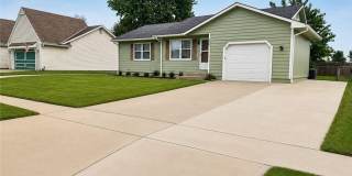 227 E Colleen Drive Gallery 1