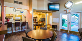 The Vistas Apartment Homes Gallery 10