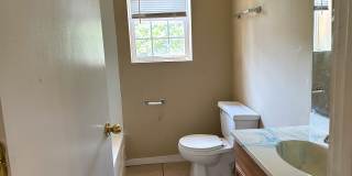 2 bed 1 bath home Gallery 8
