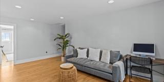 1730 Rue Mirador Gallery 41