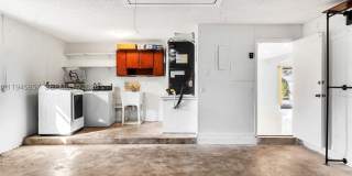 10251 NW 39th Ct Gallery 60