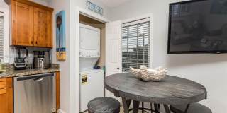 325 Calusa St Gallery 23