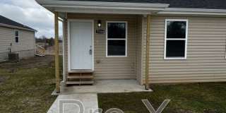 714 N Columbus Street Gallery 1