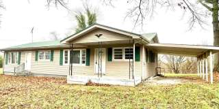Charming Country Living! Gallery 1