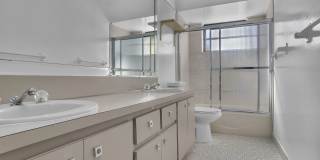 Beautiful home in quiet neighborhood Gallery 13