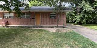 Duplex close to downtown Springdale, walking distance to fast food and medical Gallery 1