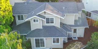 Beautiful Home On Corner Lot, Spacious Inisde, Nice Yard, A/C, New Kitchen Appliances! Gallery 14