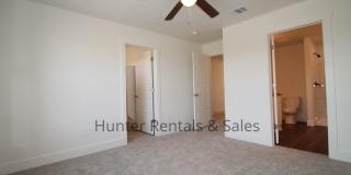 Upscale Three-bedroom Townhome! Gallery 18