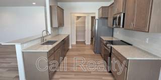 8117 N Austin Gallery 4