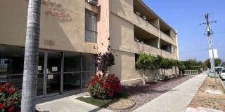 3 Bed 2 Bath with 1 Assigned Parking- Montebello Apartment Gallery 1