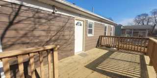 4 Bedroom, 2 Bathroom Home with Garage! Gallery 23