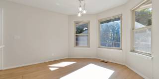 Beautiful 3-bedroom 2 bath Home in Bella Vista! Gallery 10