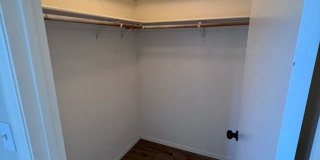 Charming 2-bedroom, 1.5-bathroom Gallery 10
