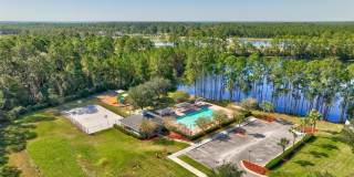 2346 ADAMS LAKE Boulevard Gallery 41