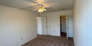 3br 2.5ba on Surrey Hills Golf Course!! Gallery 32