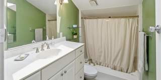 351 Pender Court Gallery 20