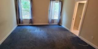 Great Home located in Catawba with 4BR/3BA Lots of Privacy Gallery 1